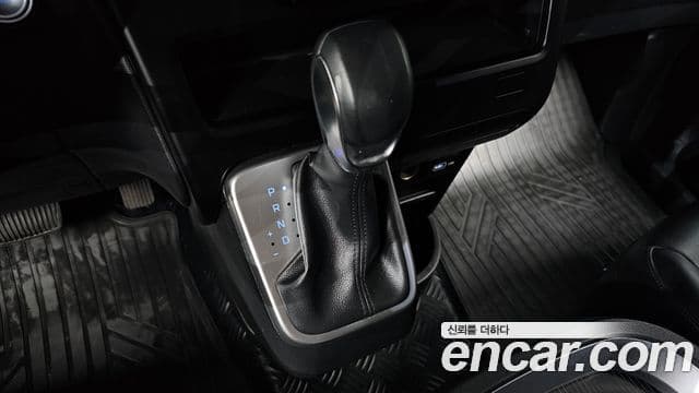 Hyundai Staria 2023 — Şəkil 9/20