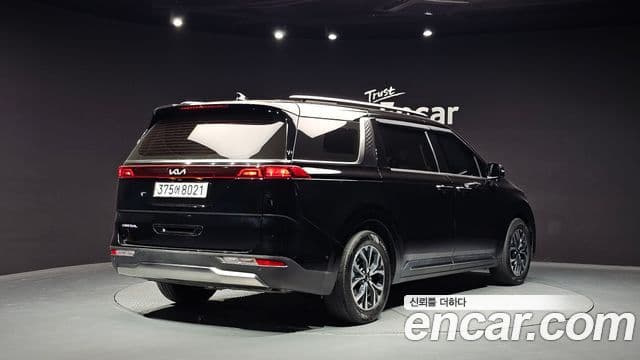 Kia Carnival 2023 — Şəkil 2/20