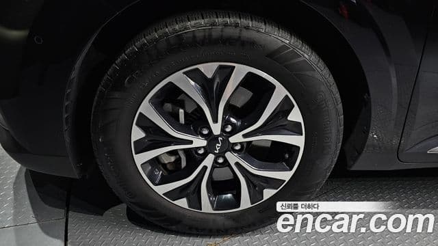 Kia Carnival 2023 — Şəkil 5/20