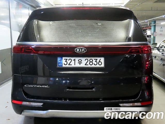 Kia Carnival 2021 — Фото 3/19