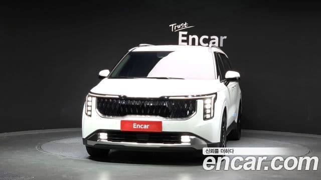 Kia Carnival 2023 — Фото 3/20
