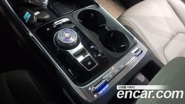Kia Carnival 2023 — Фото 9/20