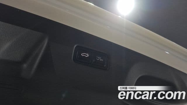 Kia Carnival 2023 — Фото 20/20
