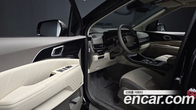 Kia Carnival 2025 — Şəkil 10/20