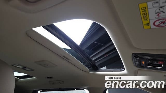 Kia Carnival 2025 — Şəkil 18/20
