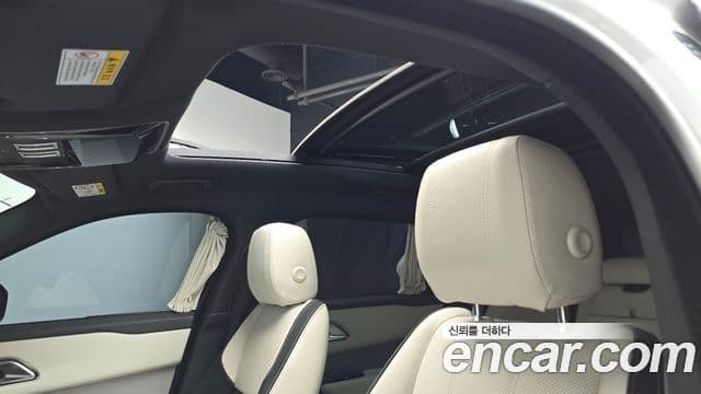 Land Rover Range Rover Velar 2019 — ფოტო 16/20