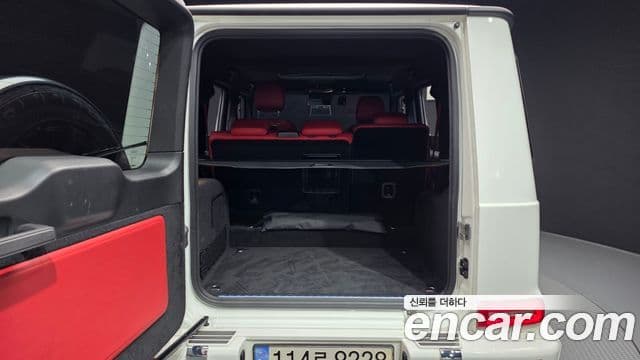 Mercedes-Benz G-Class 2024 — Photo 16/20