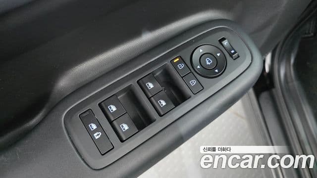 Hyundai Santa Fe 2024 — ფოტო 13/20