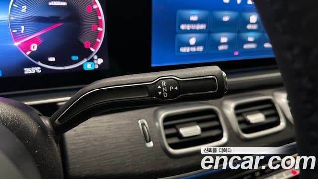 Mercedes-Benz GLS-Class 2025 — Фото 8/20