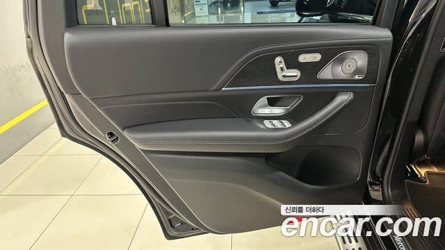 Mercedes-Benz GLS-Class 2025 — Фото 14/20