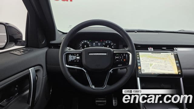 Land Rover Discovery Sport 2026 — ფოტო 15/20