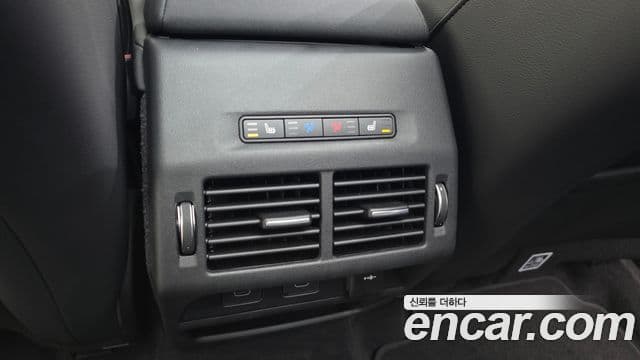 Land Rover Discovery Sport 2026 — ფოტო 18/20