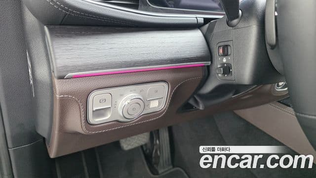 Mercedes-Benz GLE-Class 2022 — Photo 34/34