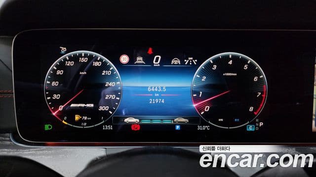 Mercedes-Benz AMG GT 2024 — ფოტო 7/20