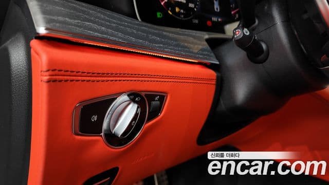 Mercedes-Benz AMG GT 2024 — Photo 2/36
