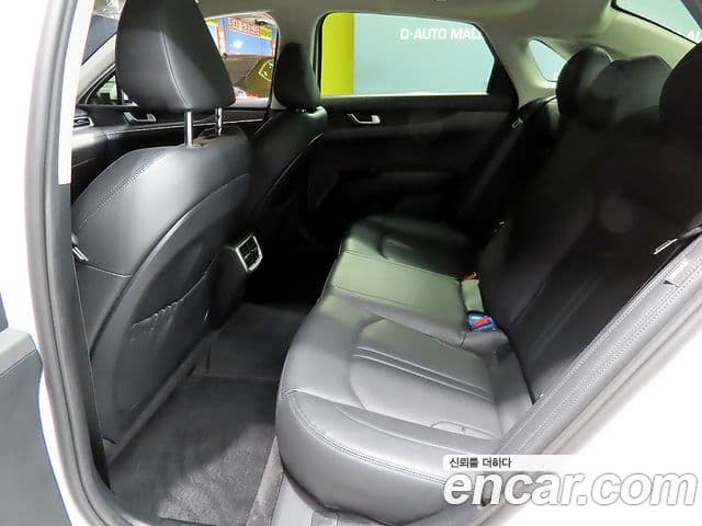 Kia K5 2022 — ფოტო 6/20