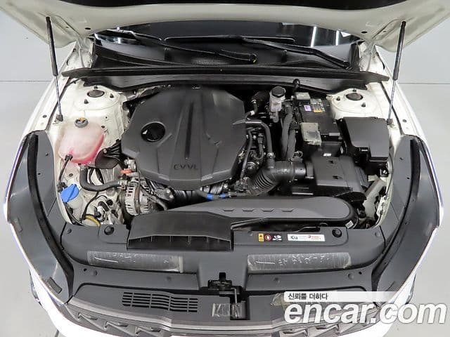 Kia K5 2022 — ფოტო 18/20