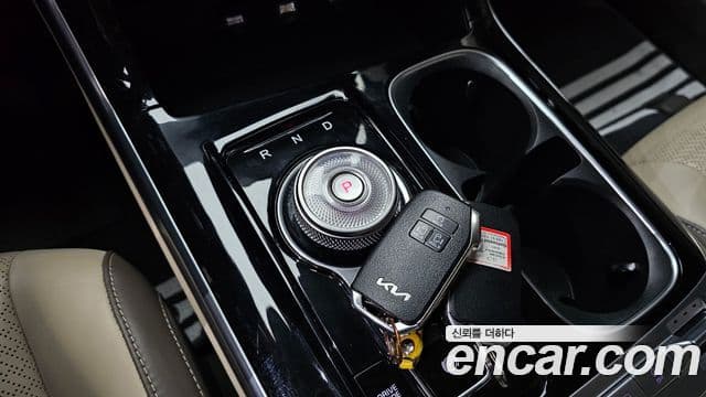 Kia Carnival 2022 — Фото 9/20