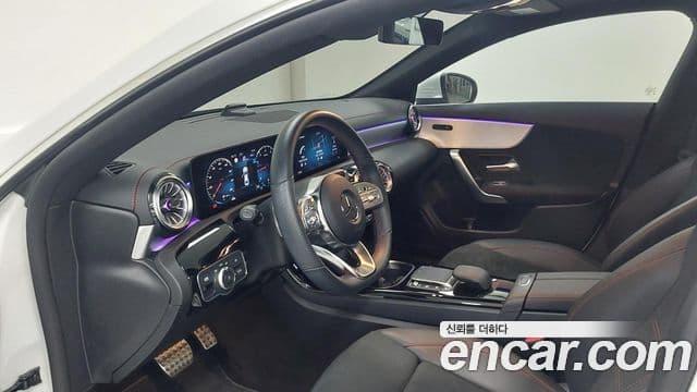 Mercedes-Benz CLA-Class 2022 — Photo 14/17