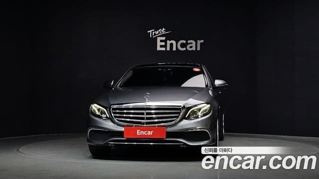 Mercedes-Benz E-Class 2019 — ფოტო 3/20