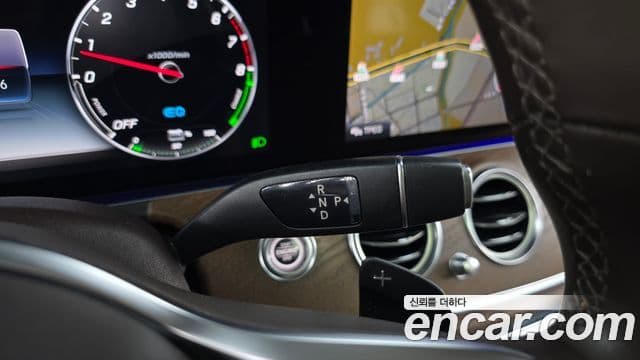 Mercedes-Benz E-Class 2019 — ფოტო 9/20