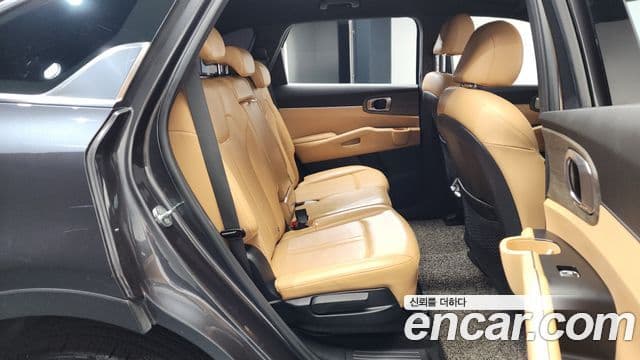 Kia Sorento 2020 — Фото 11/20