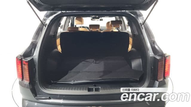 Kia Sorento 2020 — Фото 18/20