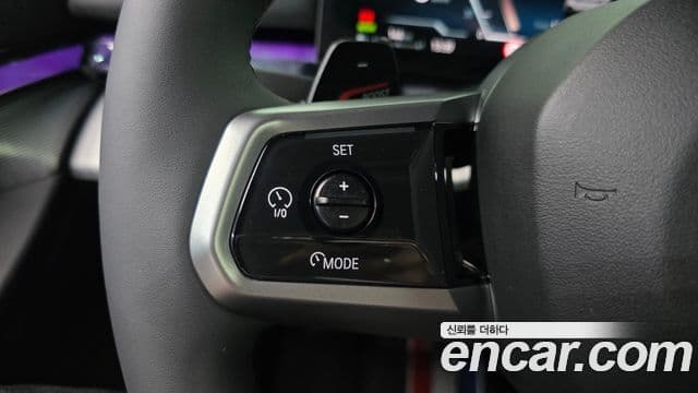 BMW 5 Series 2025 — Photo 29/34