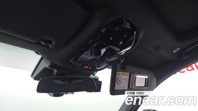BMW 5 Series 2025 — Photo 15/34