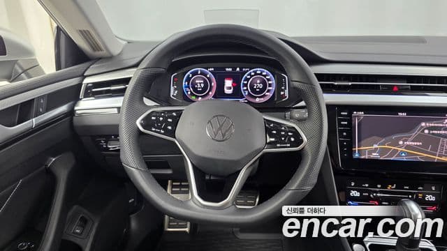 Volkswagen Arteon 2022 — ფოტო 13/20
