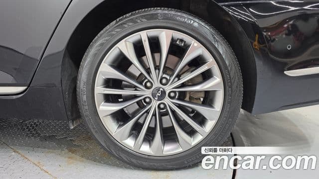 Kia The K9 2023 — Photo 14/32