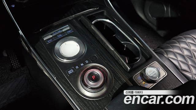 Genesis GV80 2020 — ფოტო 9/20