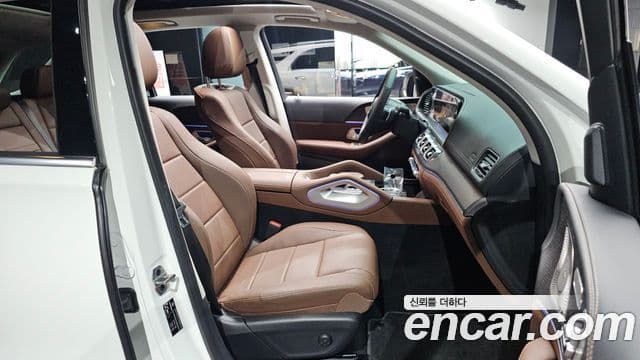 Mercedes-Benz GLE-Class 2025 — ფოტო 12/20