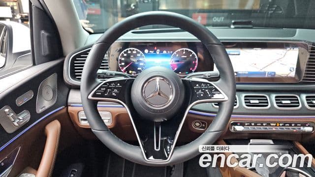 Mercedes-Benz GLE-Class 2025 — ფოტო 13/20