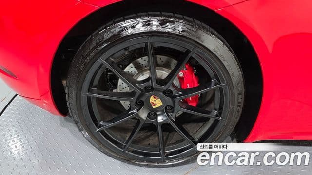 Porsche 718 Cayman 2024 — Photo 14/20
