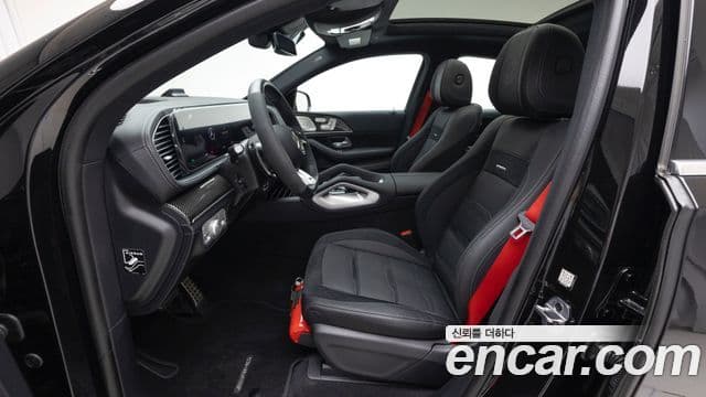 Mercedes-Benz GLE-Class 2025 — ფოტო 6/20