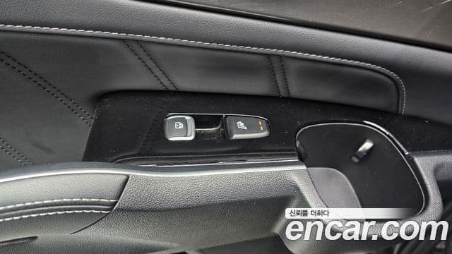 Kia Sorento 2020 — Фото 19/20