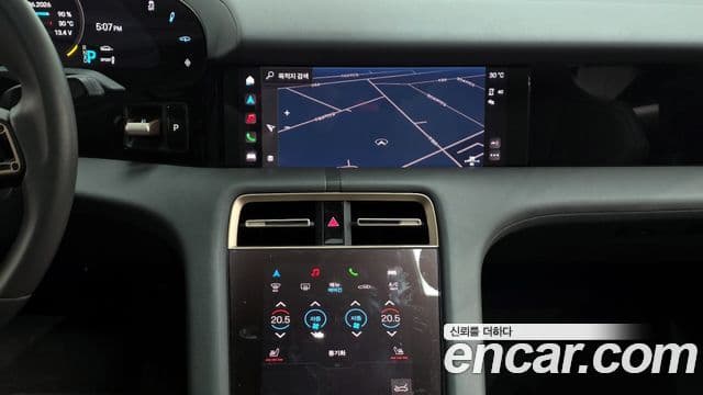 Porsche Taycan 2021 — Photo 20/20