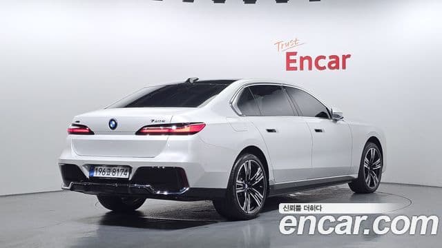 BMW 7 Series 2025 — Şəkil 2/20