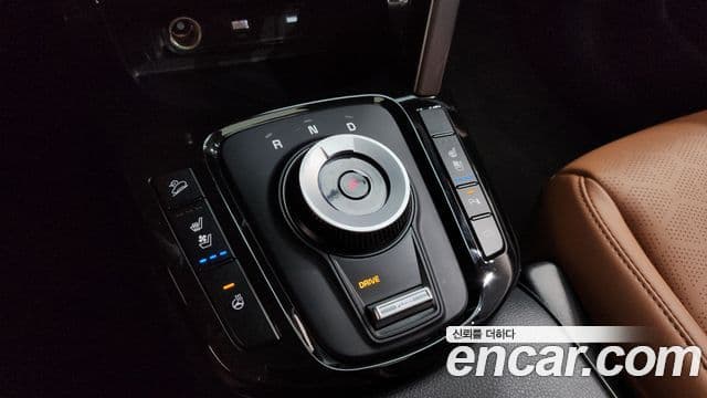Kia Seltos 2025 — Şəkil 9/20