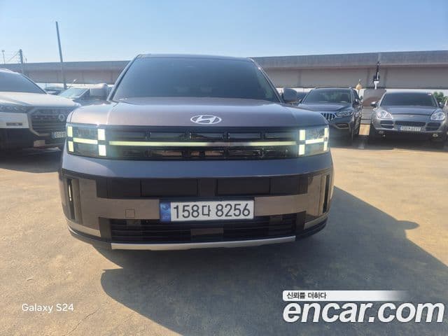 Hyundai Santa Fe 2023 — ფოტო 1/20