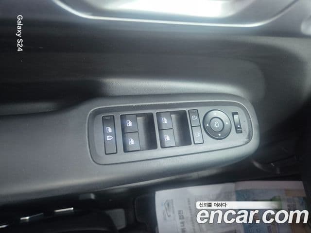 Hyundai Santa Fe 2023 — ფოტო 12/20