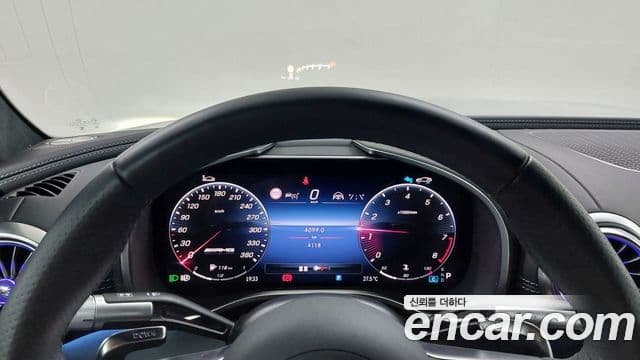 Mercedes-Benz SL-Class 2025 — Photo 9/17