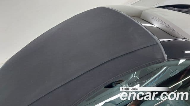 Mercedes-Benz SL-Class 2025 — Photo 11/17