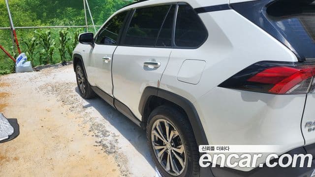 Toyota RAV4 2025 — Şəkil 1/8