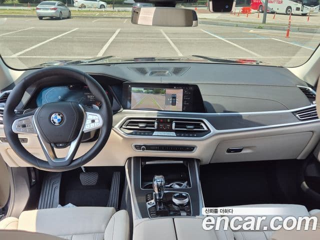 BMW X7 2021 — ფოტო 10/20
