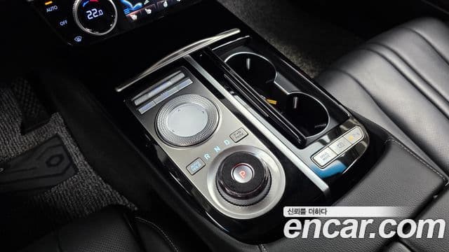 Genesis Electrified G80 2022 — Şəkil 9/20