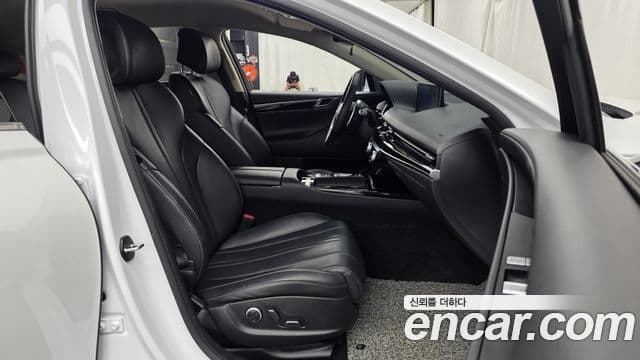 Genesis Electrified G80 2022 — Şəkil 11/20