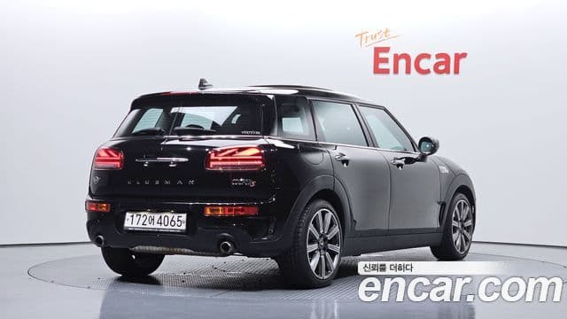 Mini Cooper S Clubman 2020 — Şəkil 20/31