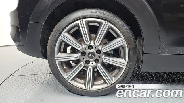 Mini Cooper S Clubman 2020 — Şəkil 31/31